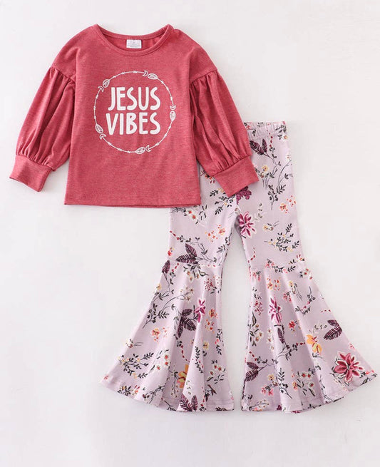 “Jesus Vibes” Outfit